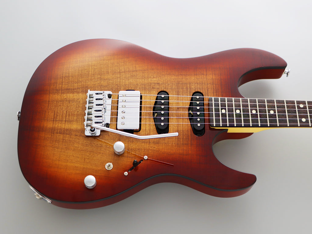 FGN Fujigen J-Standard JOS2DUEW2R Odyssey Stratocaster Koa Natural Burst (Made in Japan)